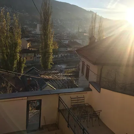 House For Couples And Family In Old Town Сasa de vacaciones Sarajevo